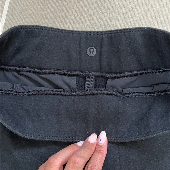 lululemon Wide Leg Cropped Black Pants - Picture 3 of 7